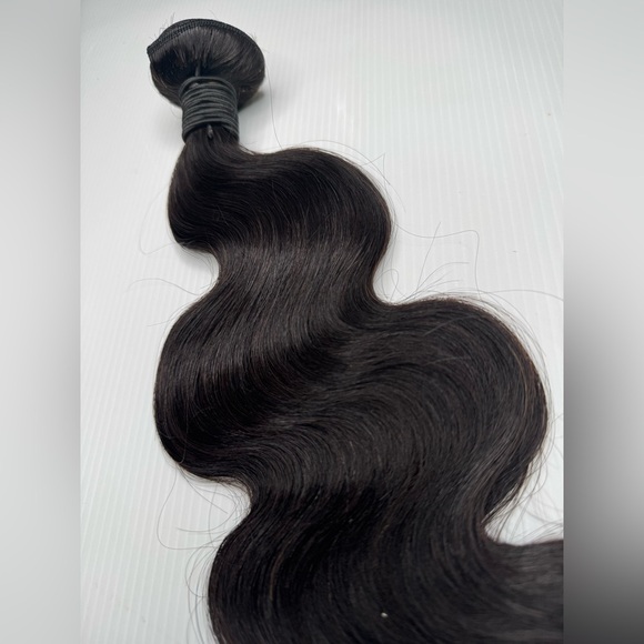 16 In unprocessed  Virgin Thick Human hair Bundle - Picture 3 of 6